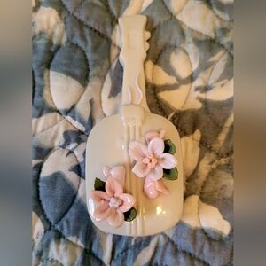 Vintage porcelain floral Guitar trivet